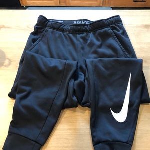 Mens medium Nike joggers